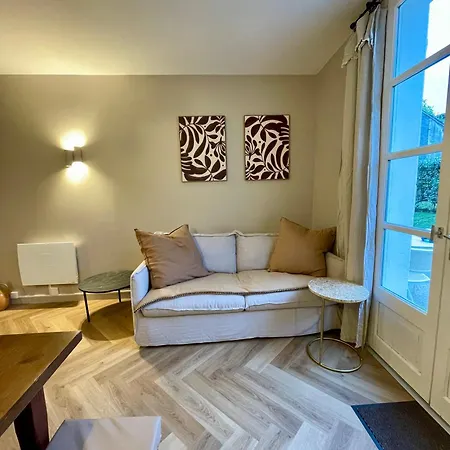 Terrasse Centre Martin Apartment *